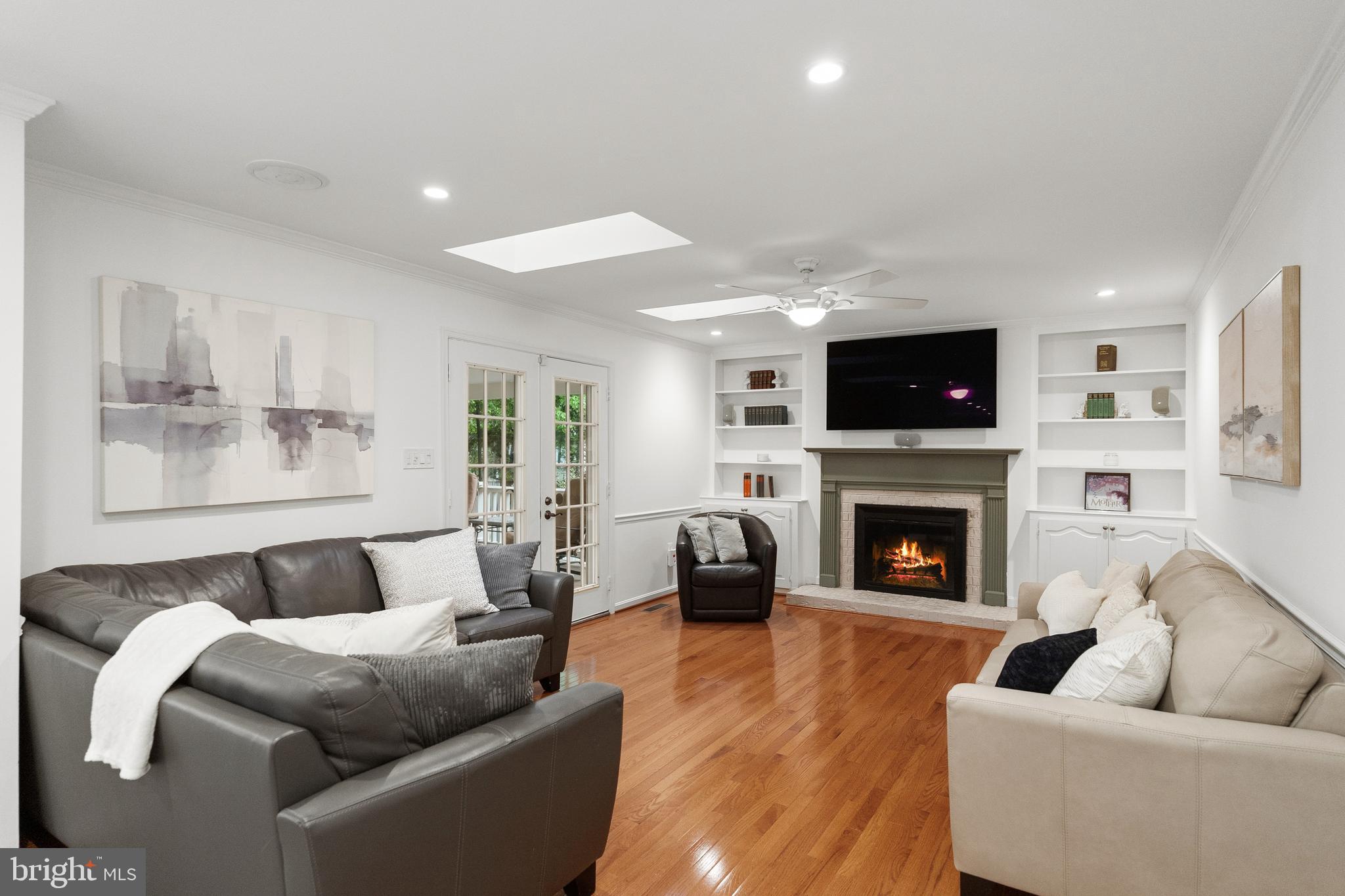 7905 BELLEFLOWER DRIVE