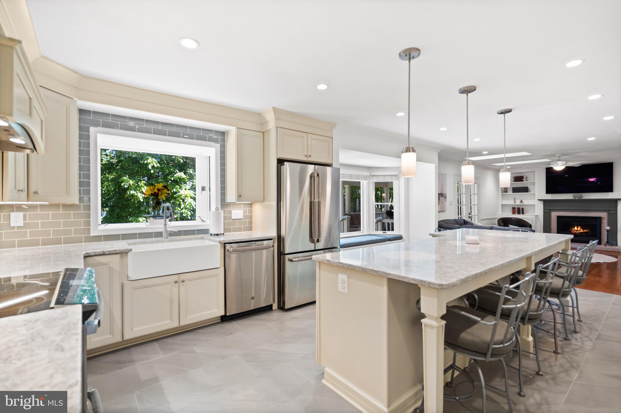7905 BELLEFLOWER DRIVE