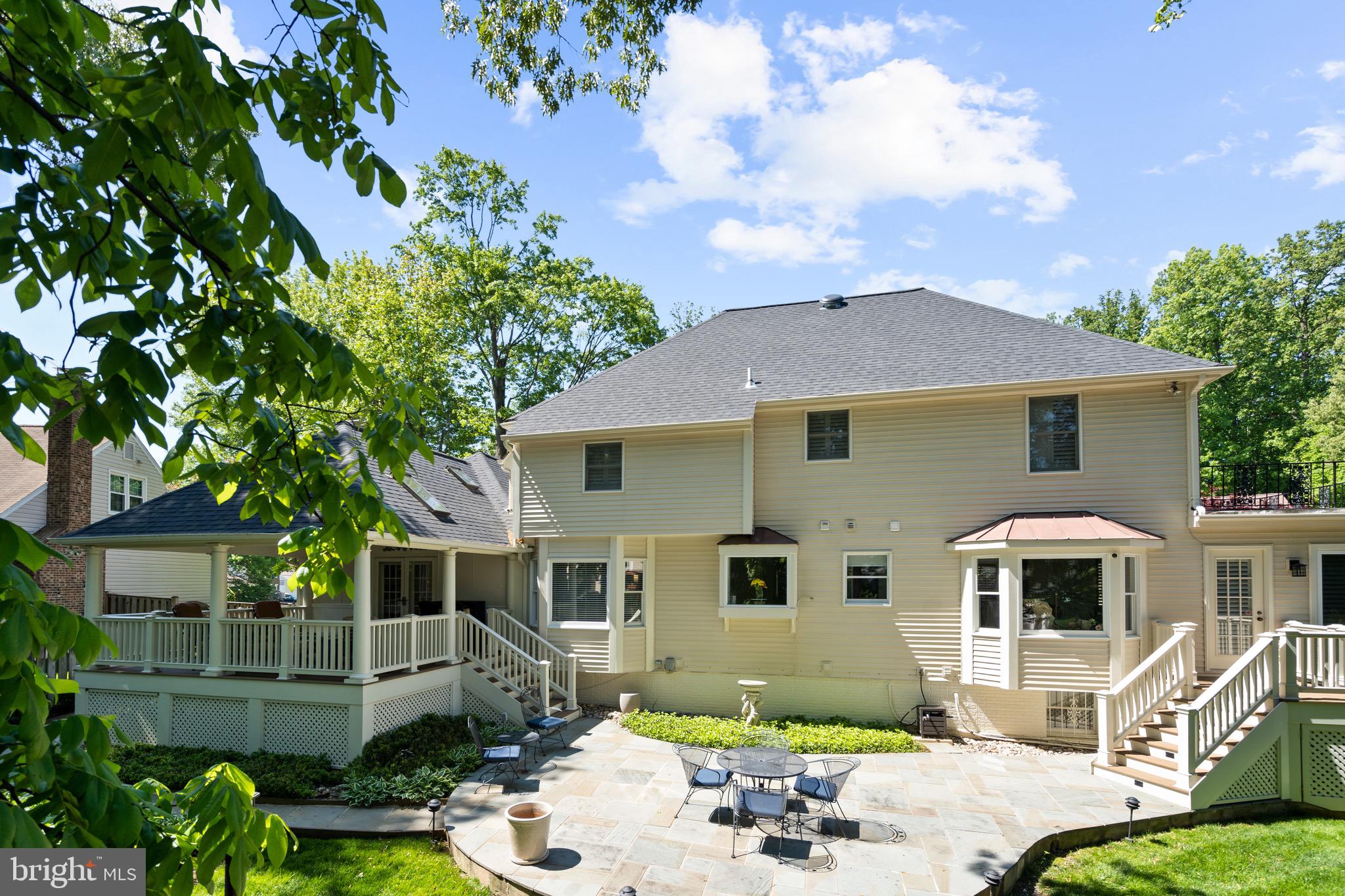 7905 BELLEFLOWER DRIVE