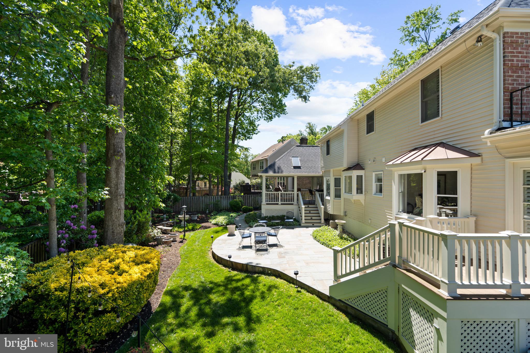 7905 BELLEFLOWER DRIVE