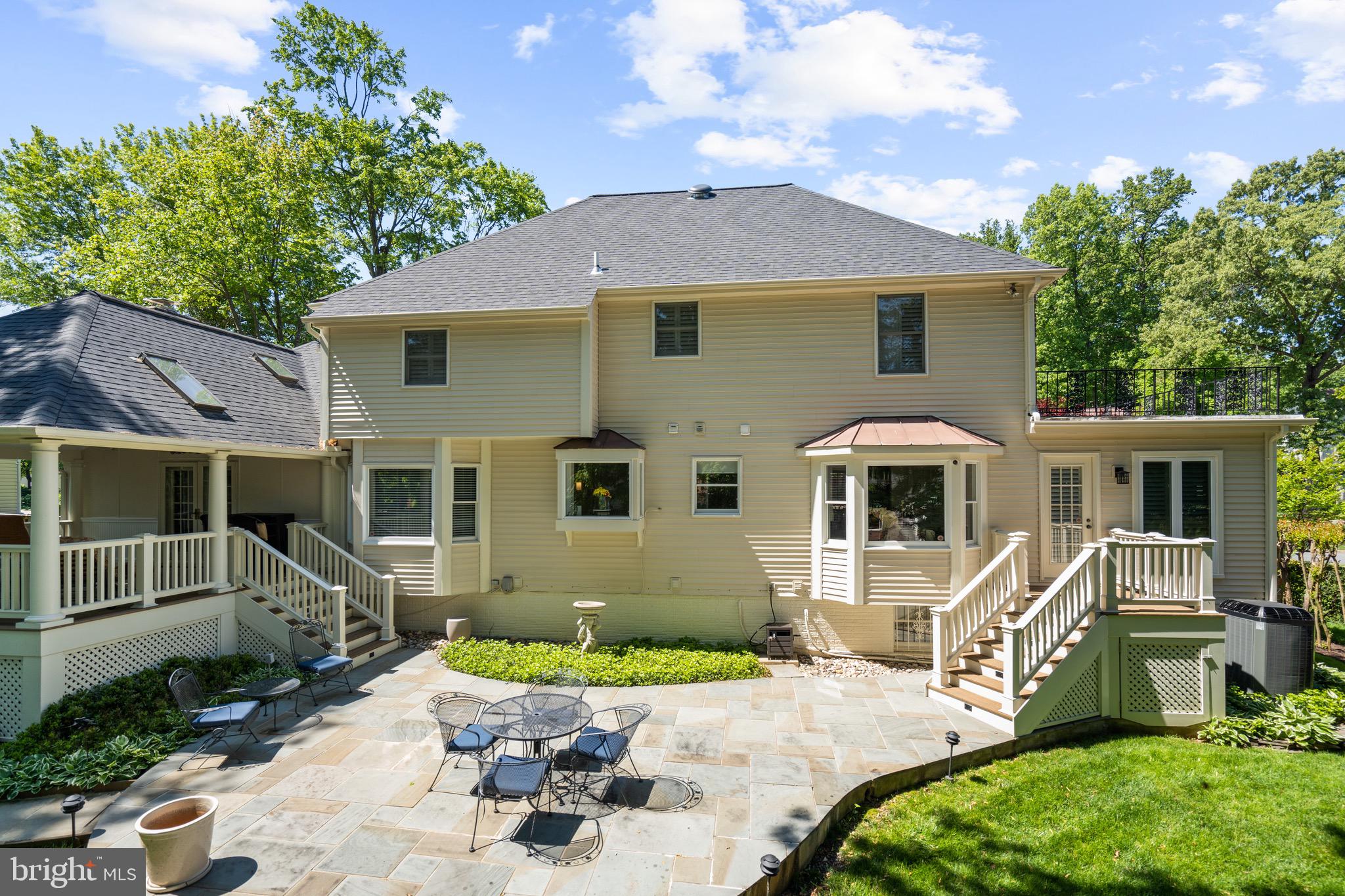7905 BELLEFLOWER DRIVE