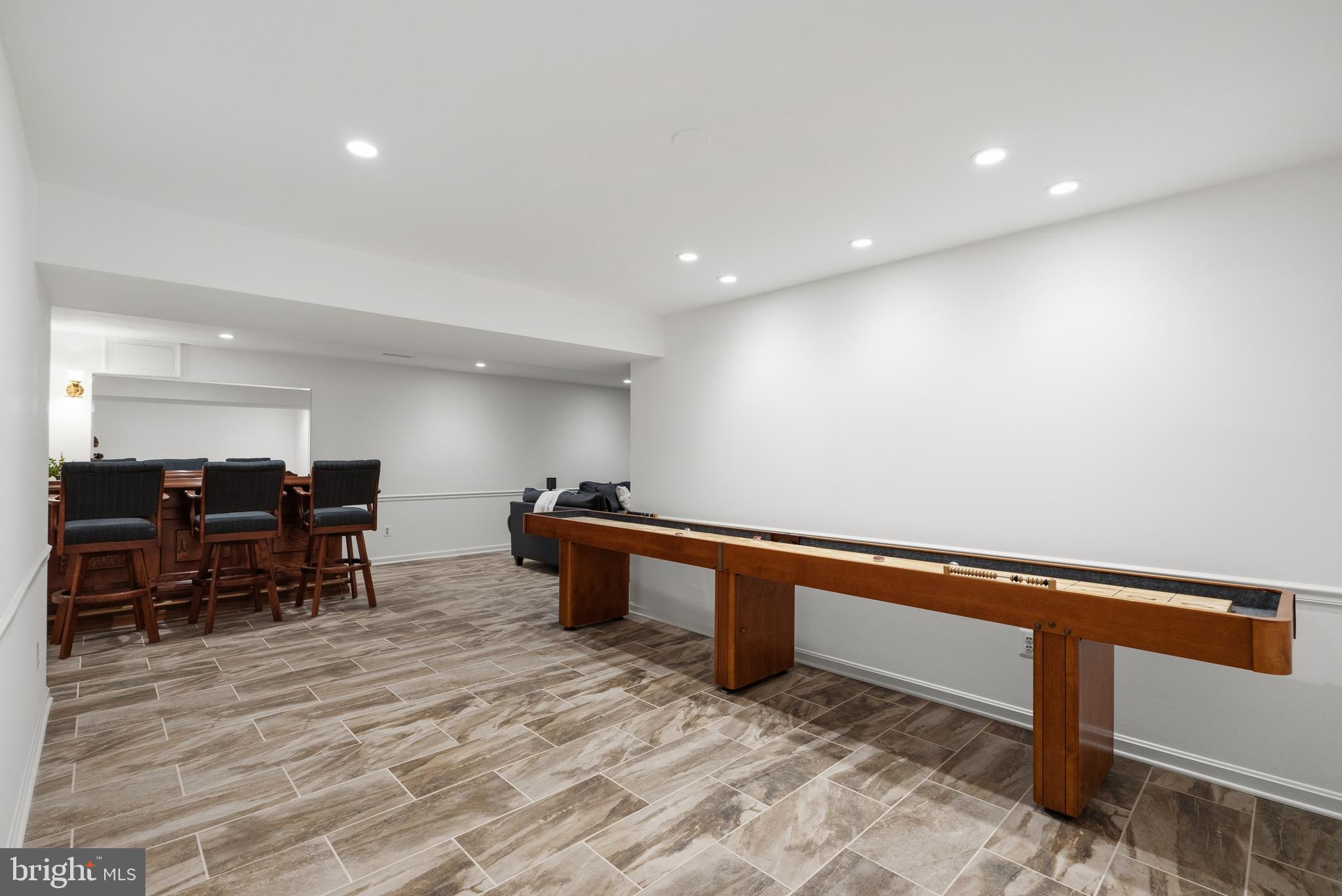 7905 BELLEFLOWER DRIVE