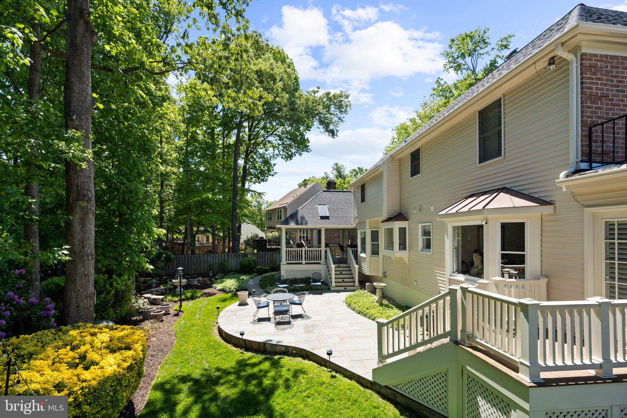 7905 BELLEFLOWER DRIVE