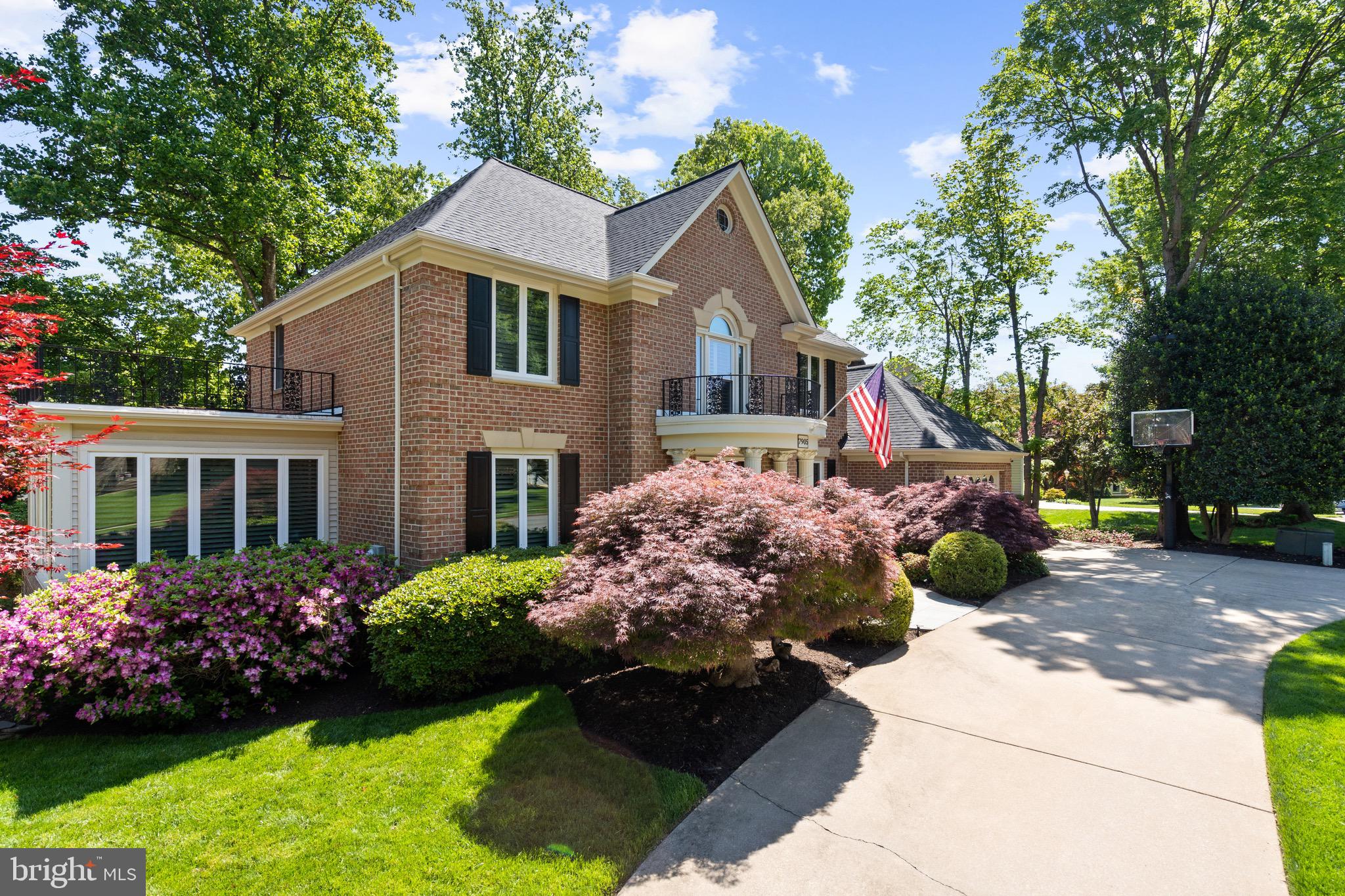 7905 BELLEFLOWER DRIVE