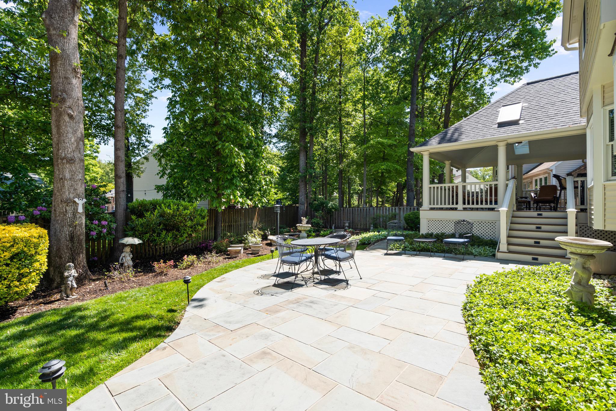 7905 BELLEFLOWER DRIVE
