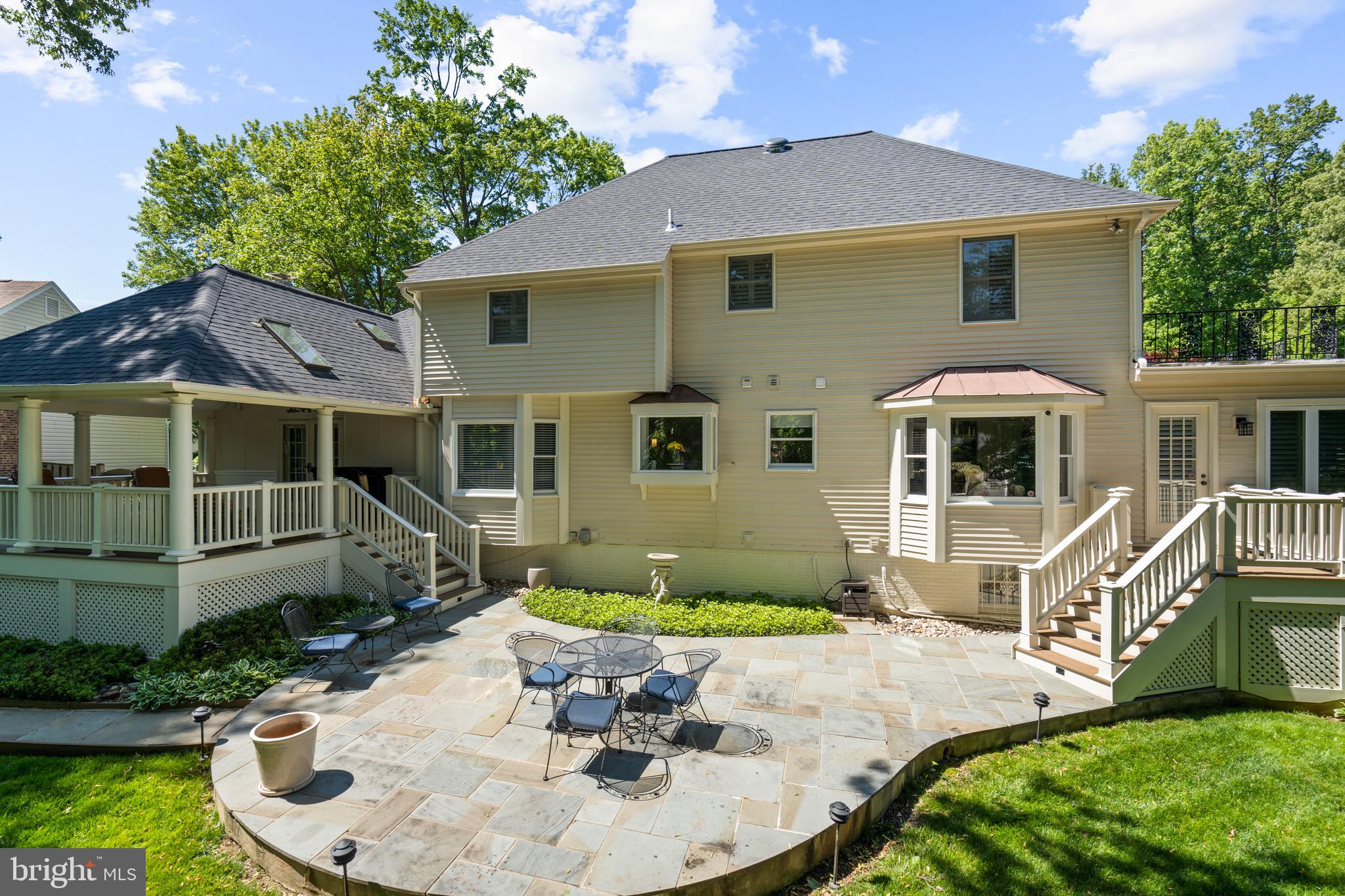 7905 BELLEFLOWER DRIVE