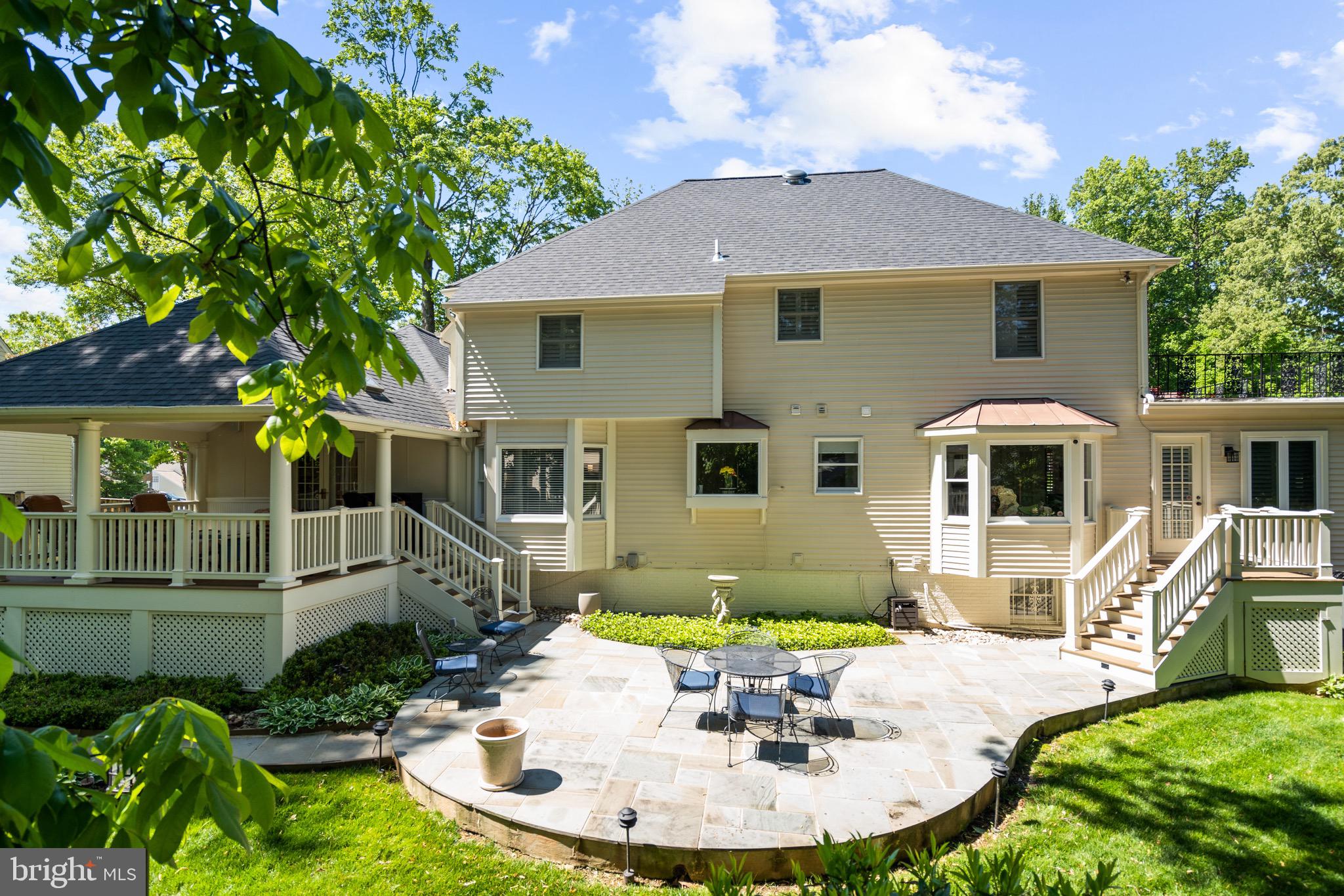 7905 BELLEFLOWER DRIVE