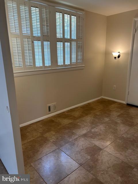 8512 DOYLE DRIVE
