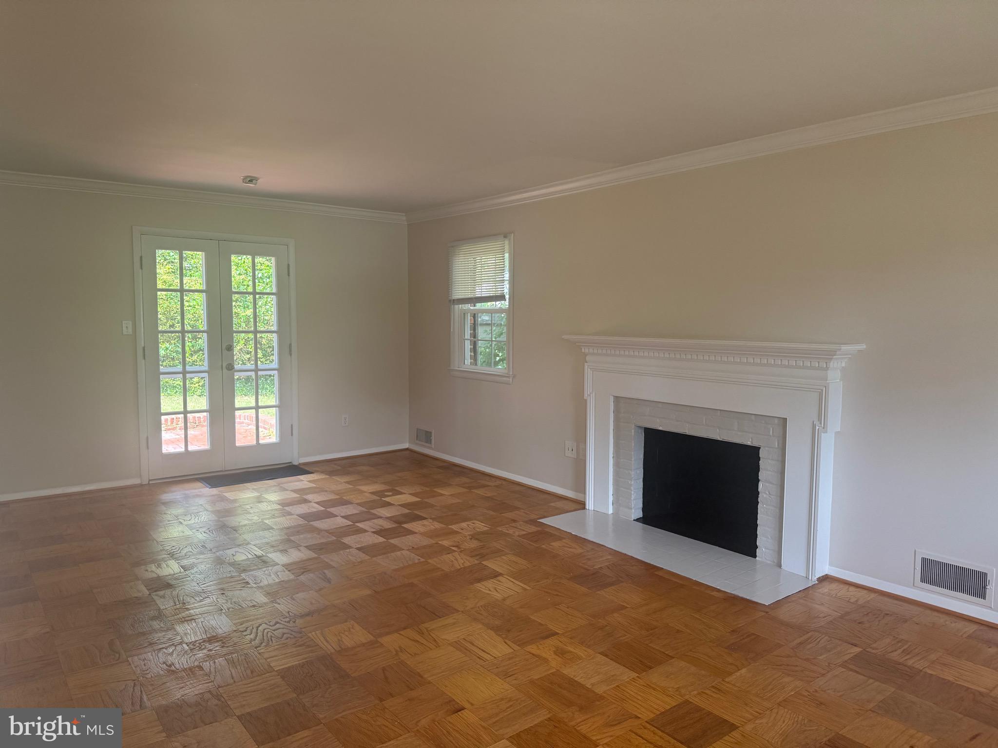 8512 DOYLE DRIVE