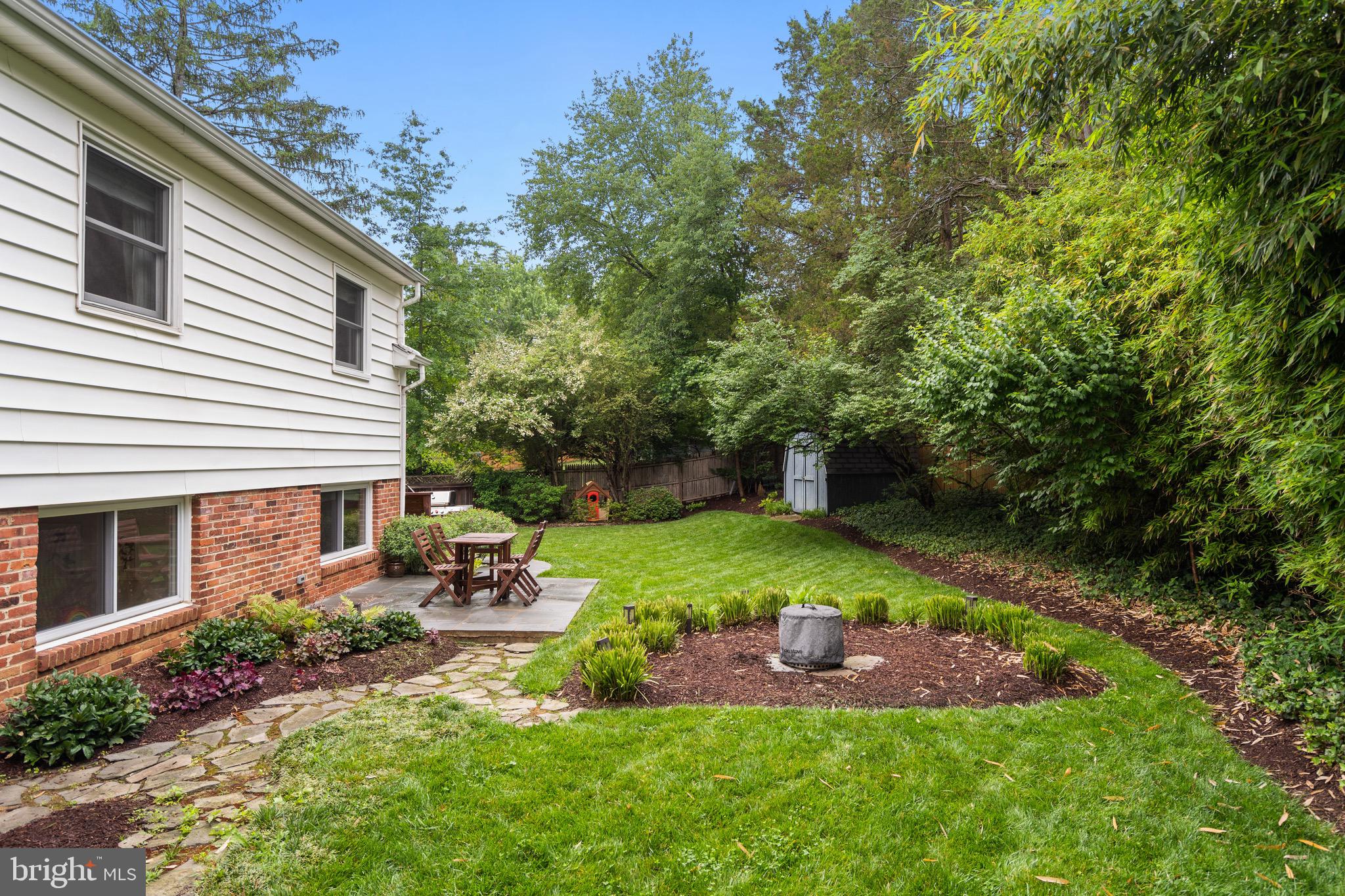 1504 DARE COURT