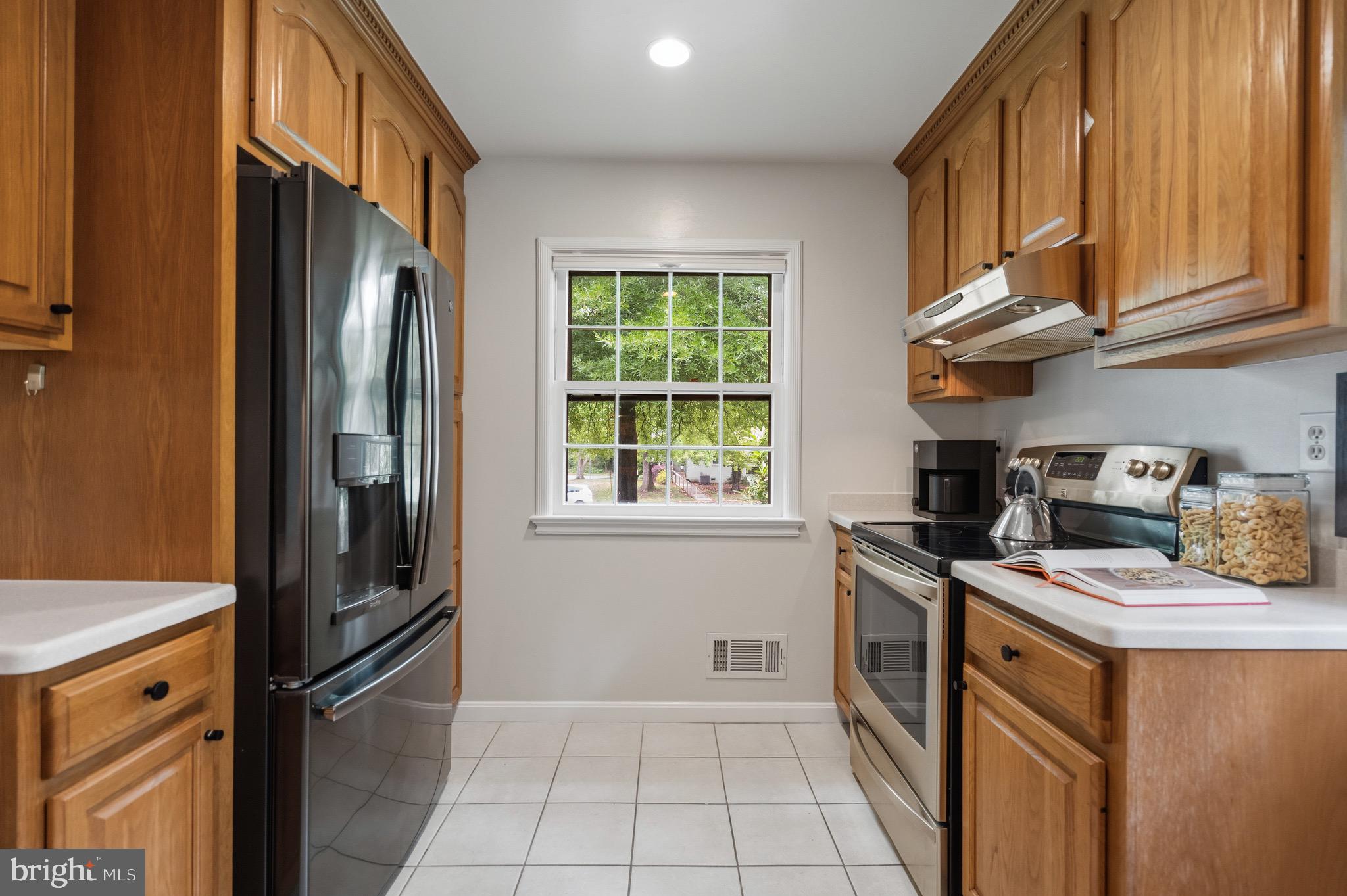 1504 DARE COURT