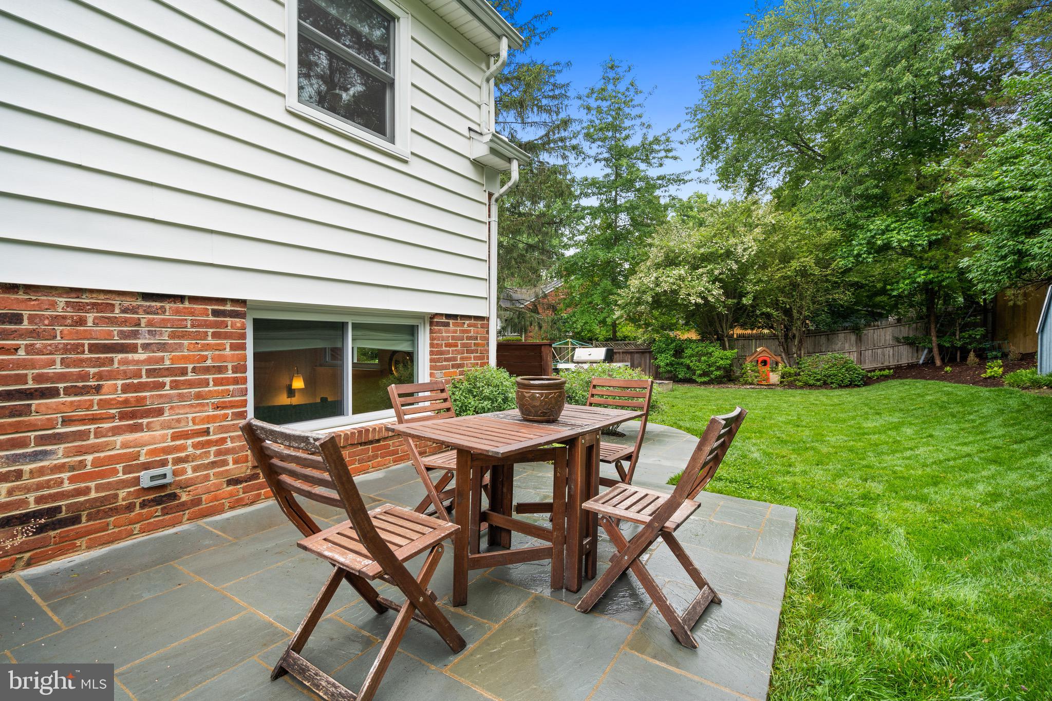 1504 DARE COURT