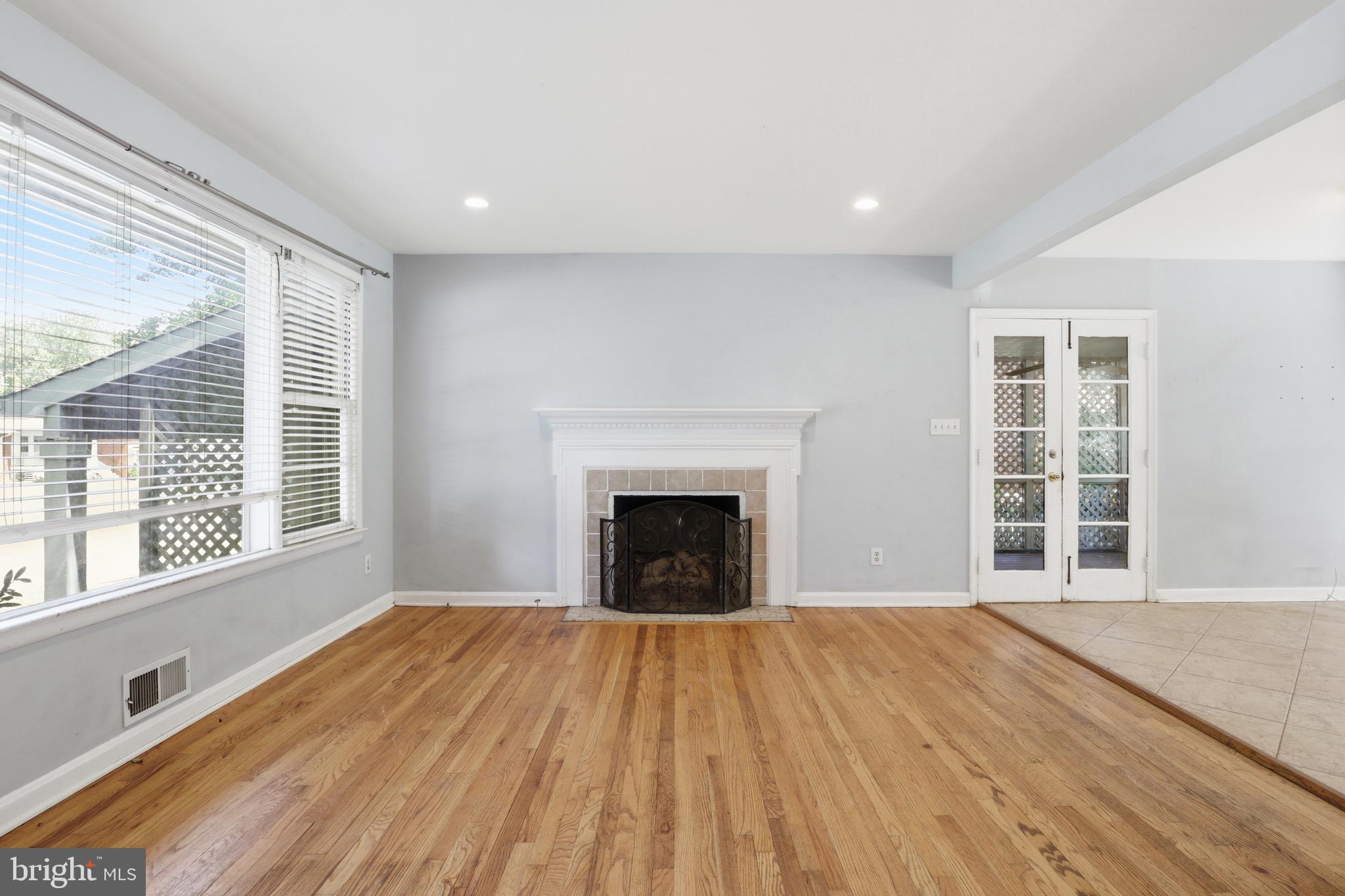 8403 FELTON LANE