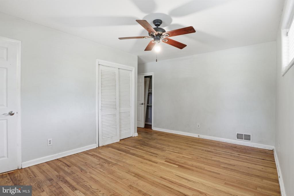 8403 FELTON LANE