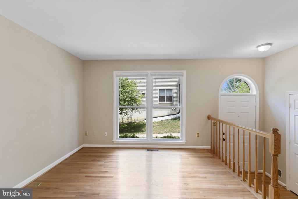 8073 MORNING MEADOW COURT