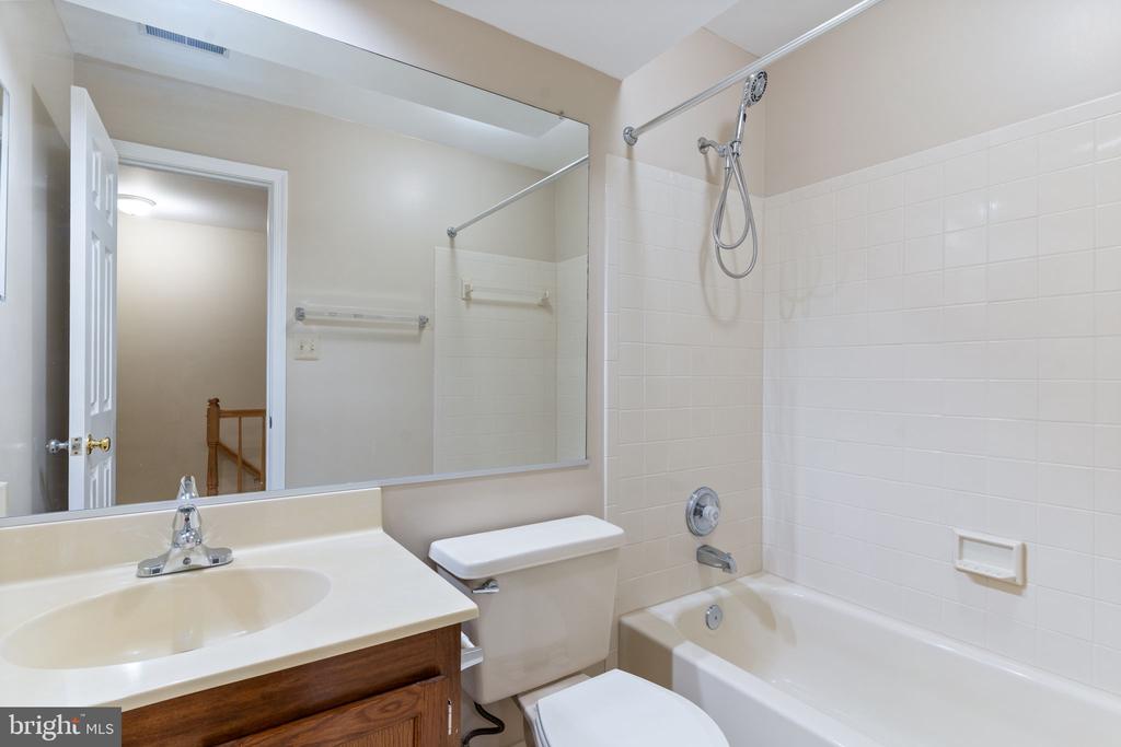 8073 MORNING MEADOW COURT