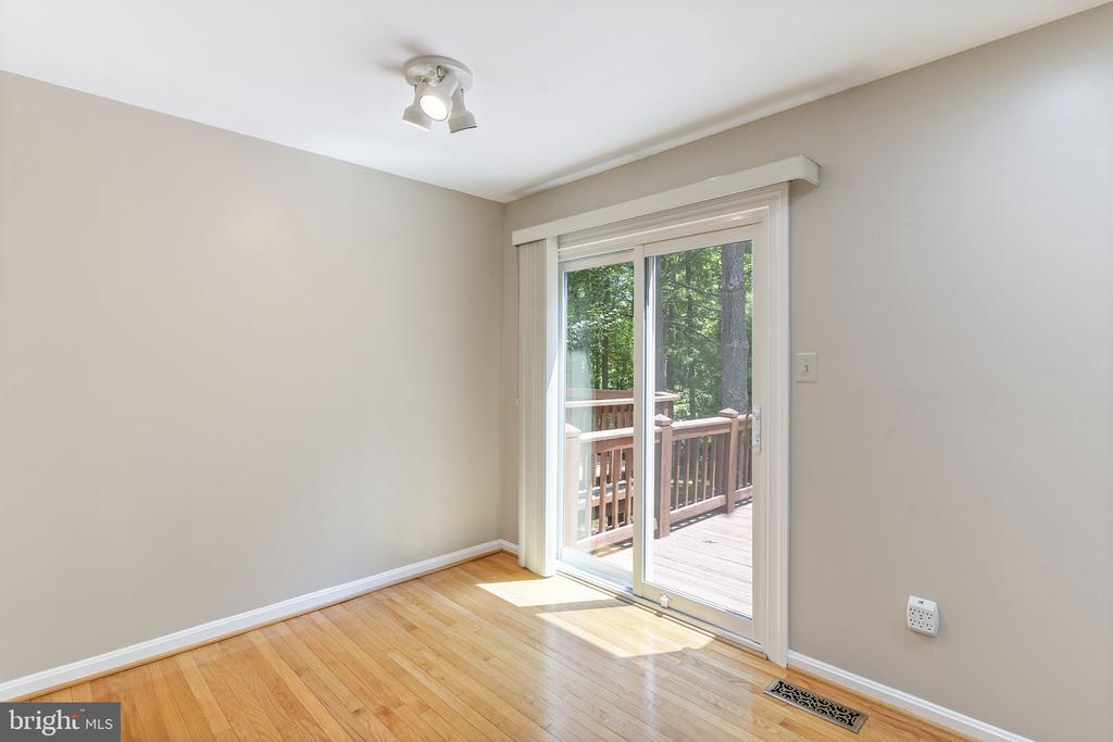 8073 MORNING MEADOW COURT