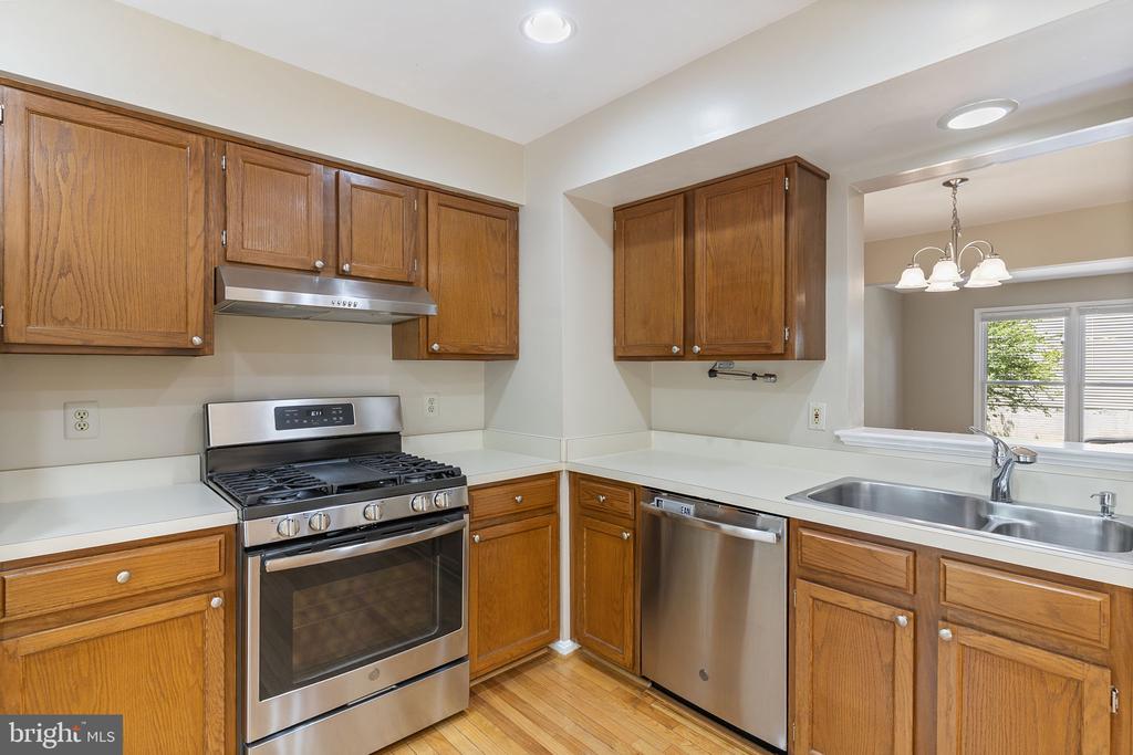 8073 MORNING MEADOW COURT