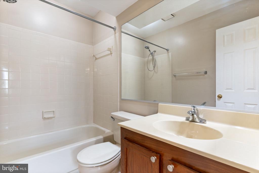 8073 MORNING MEADOW COURT