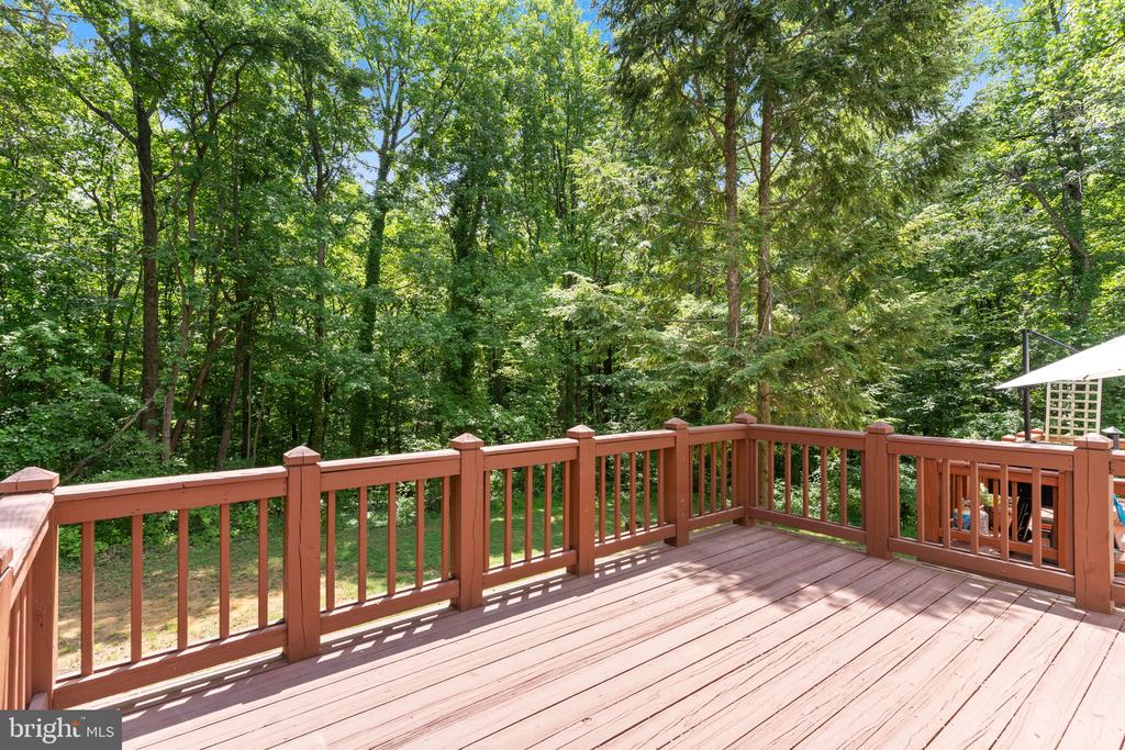 8073 MORNING MEADOW COURT