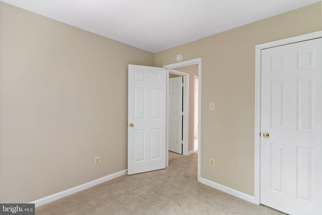 8073 MORNING MEADOW COURT
