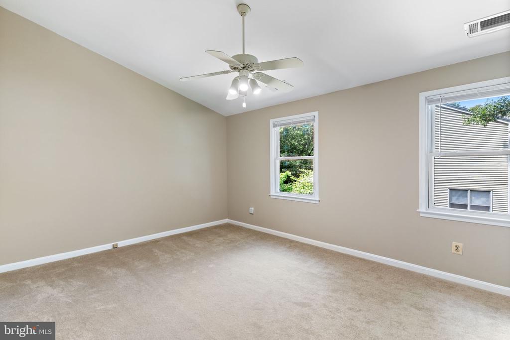 8073 MORNING MEADOW COURT