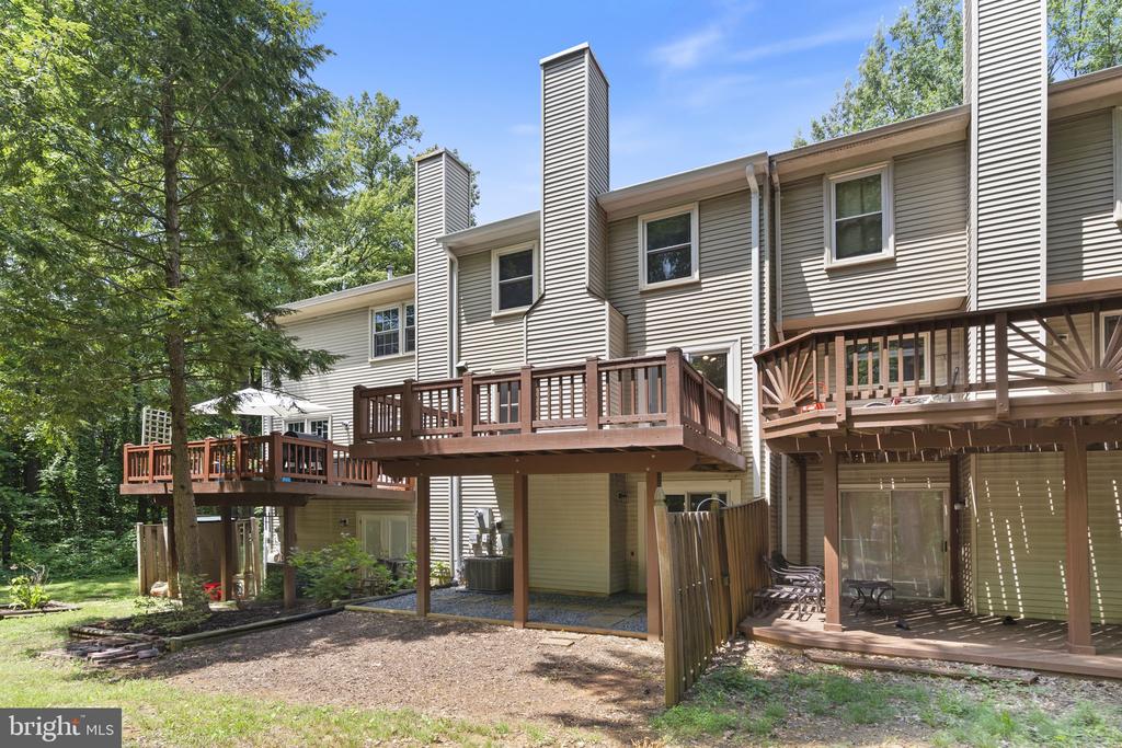 8073 MORNING MEADOW COURT