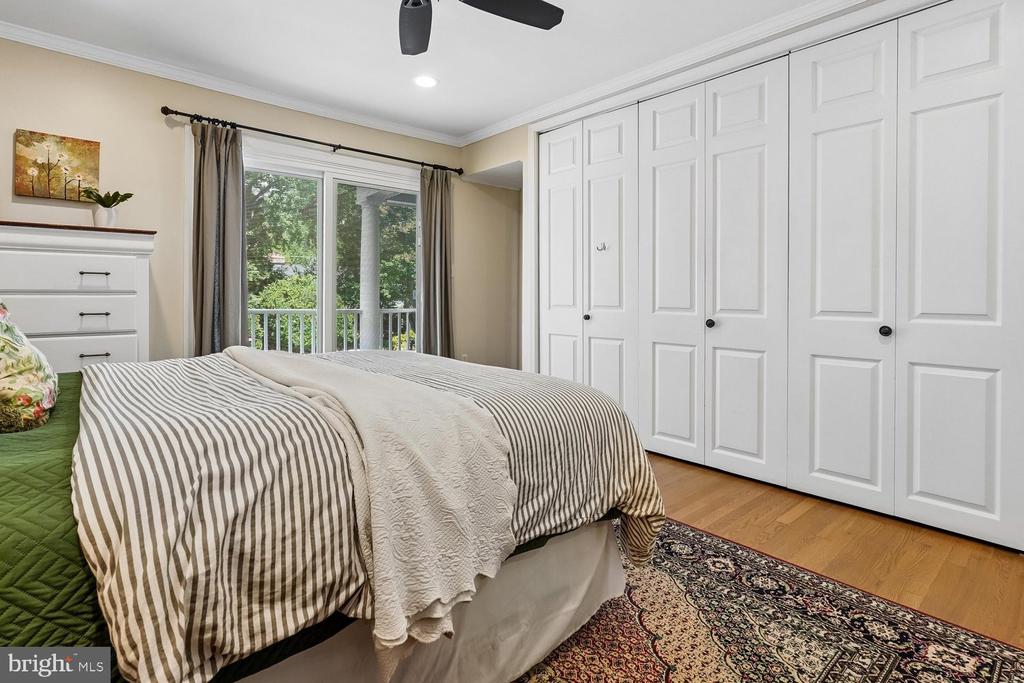 1010 EMERALD DRIVE