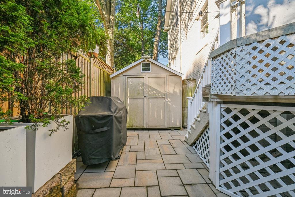 1010 EMERALD DRIVE