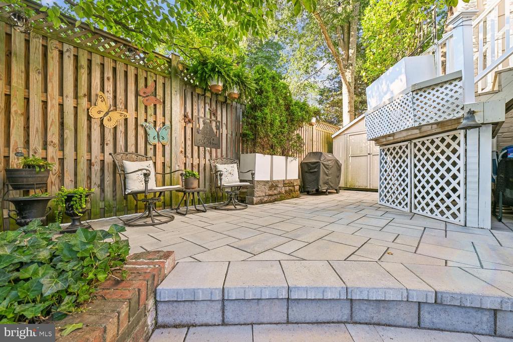 1010 EMERALD DRIVE
