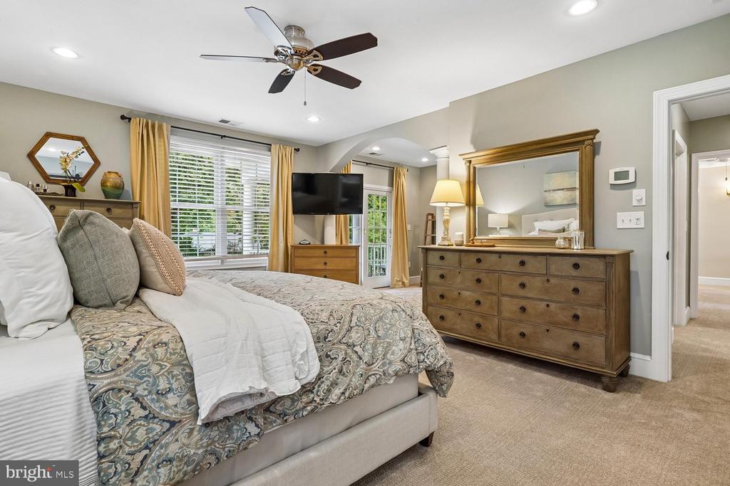 1010 EMERALD DRIVE