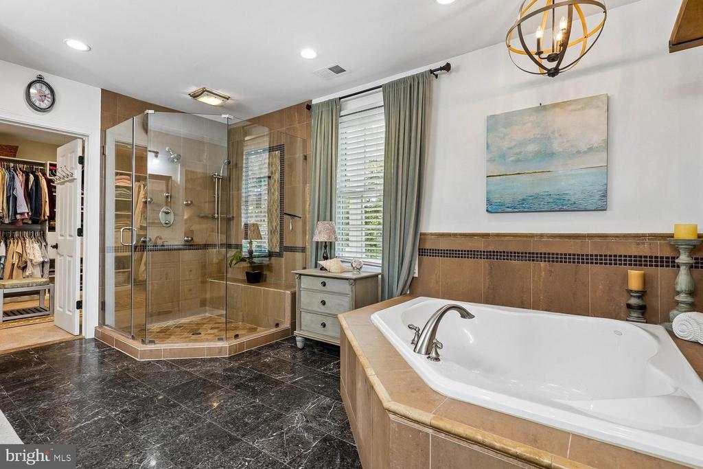 1010 EMERALD DRIVE