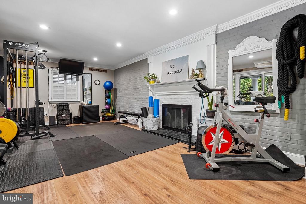 1010 EMERALD DRIVE