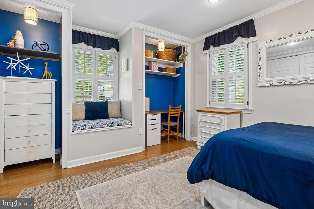 1010 EMERALD DRIVE