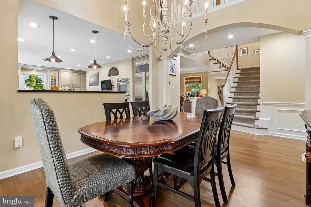1010 EMERALD DRIVE