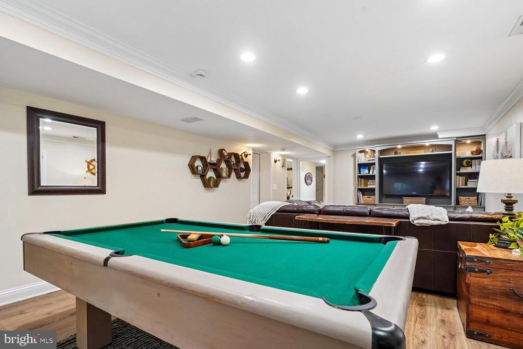 1010 EMERALD DRIVE