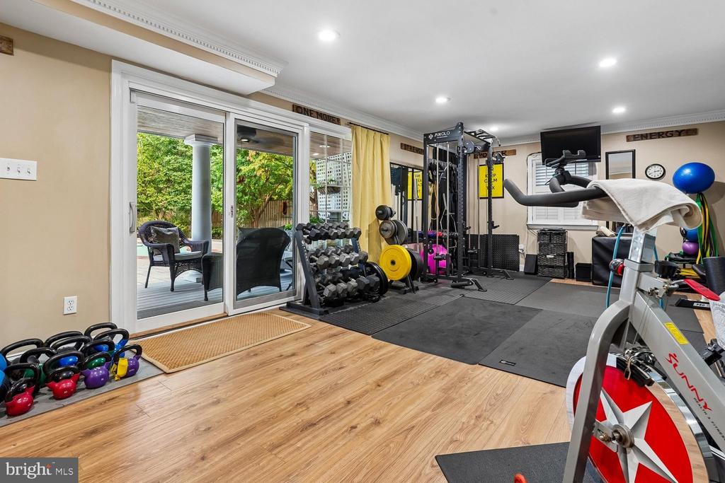 1010 EMERALD DRIVE