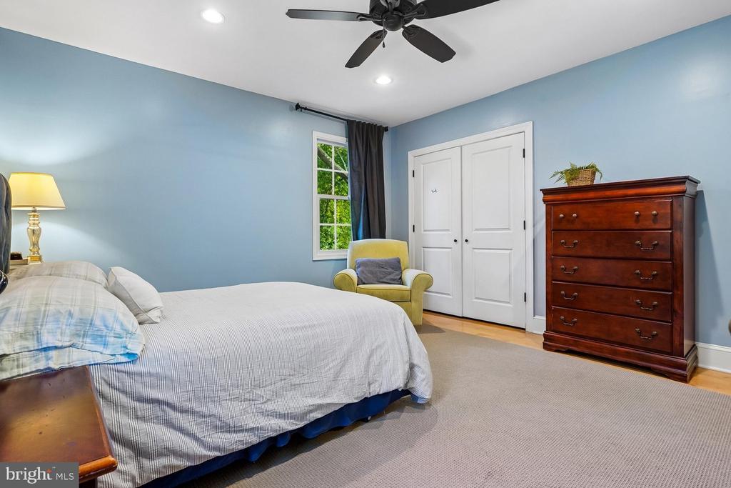 1010 EMERALD DRIVE