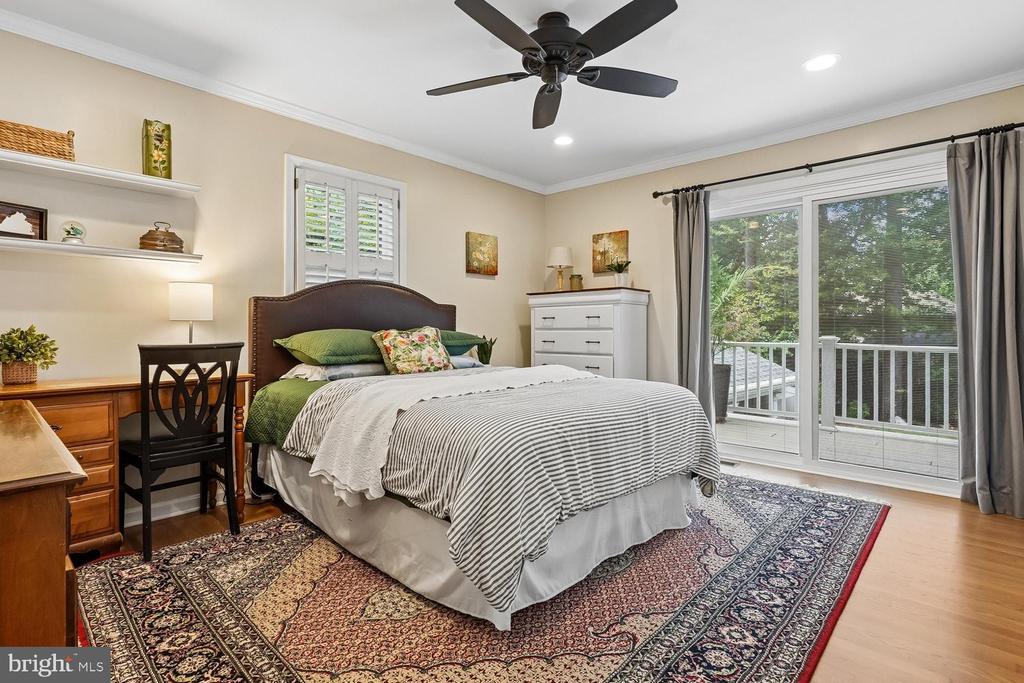 1010 EMERALD DRIVE