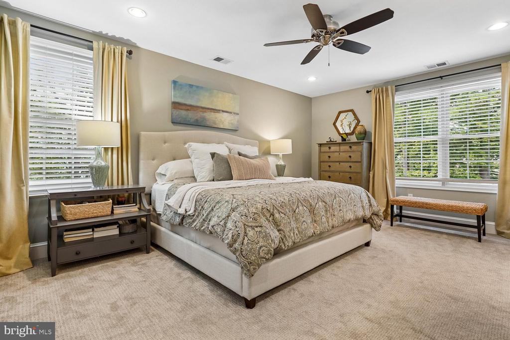 1010 EMERALD DRIVE