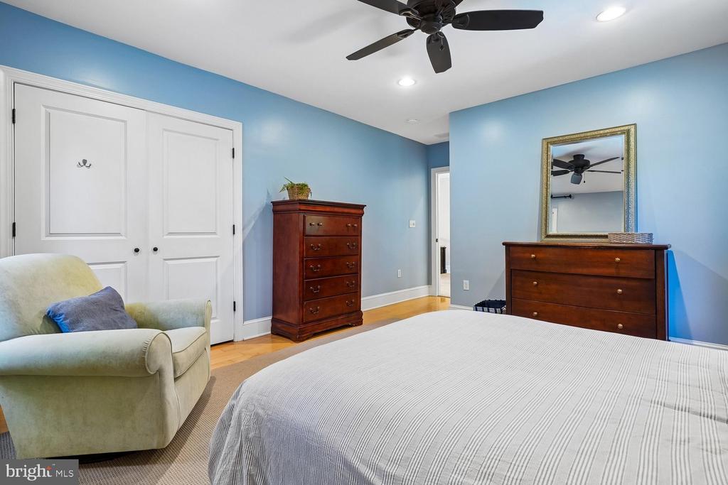 1010 EMERALD DRIVE