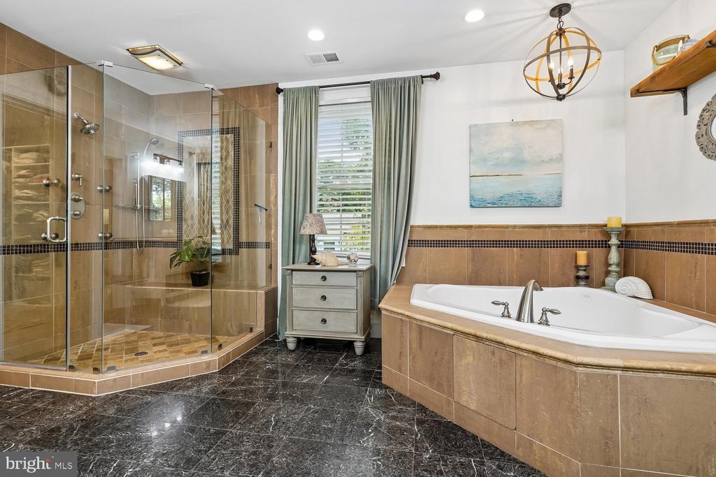 1010 EMERALD DRIVE