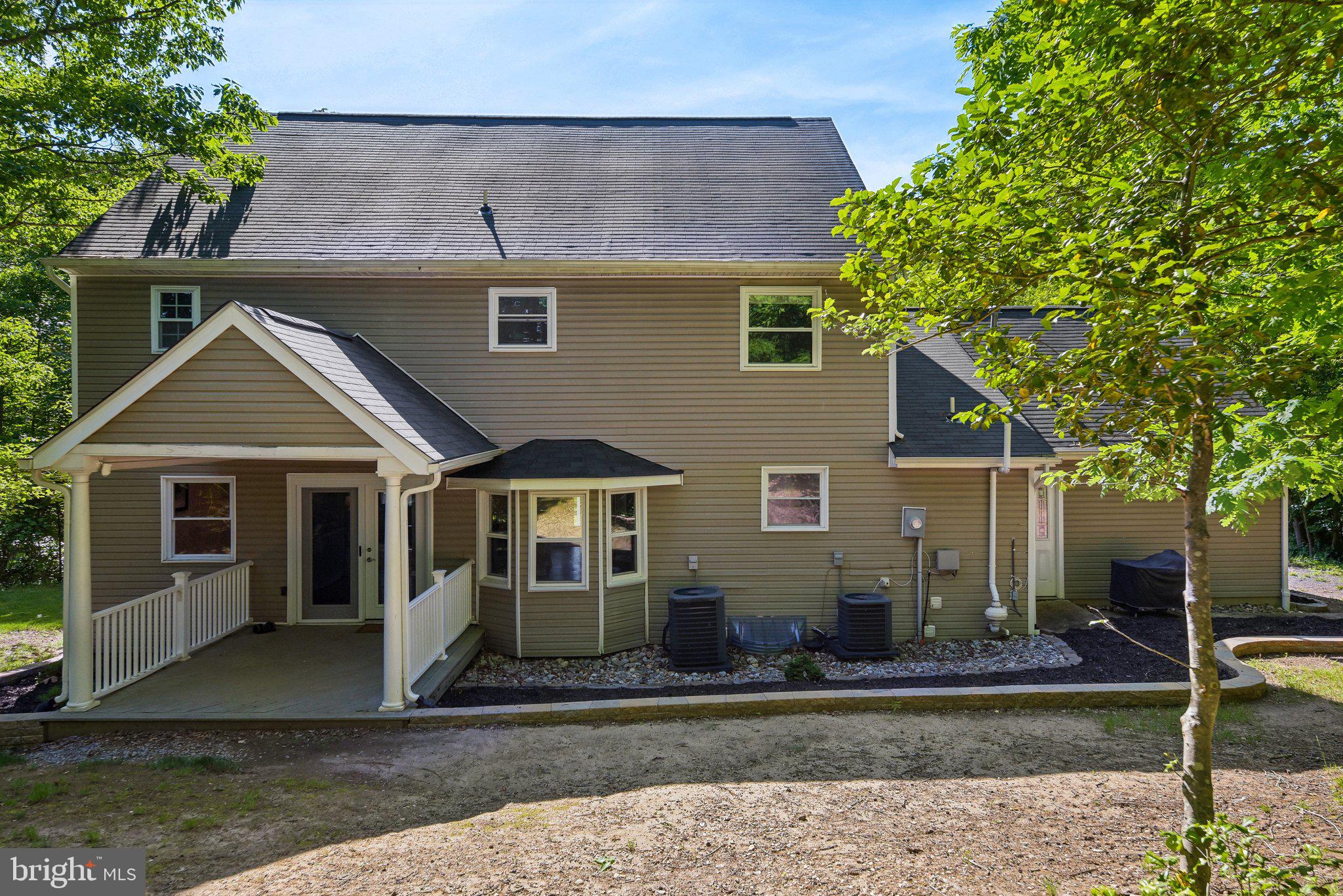 18571 Old Triangle Rd