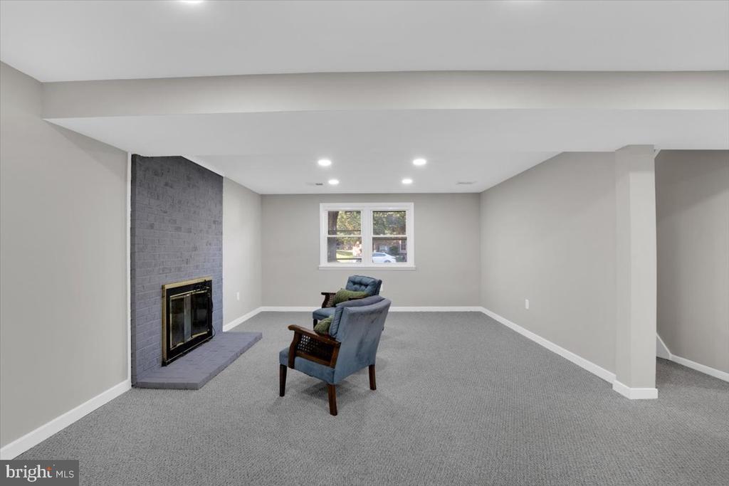 13102 Nottingdale Dr