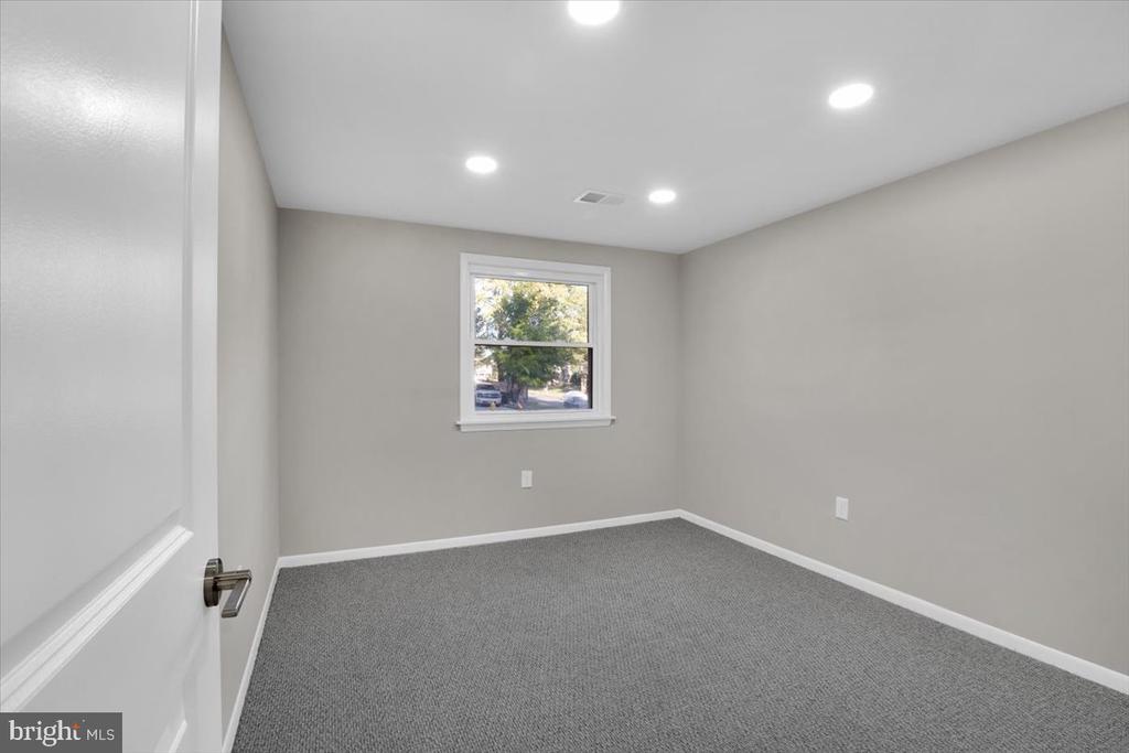13102 Nottingdale Dr