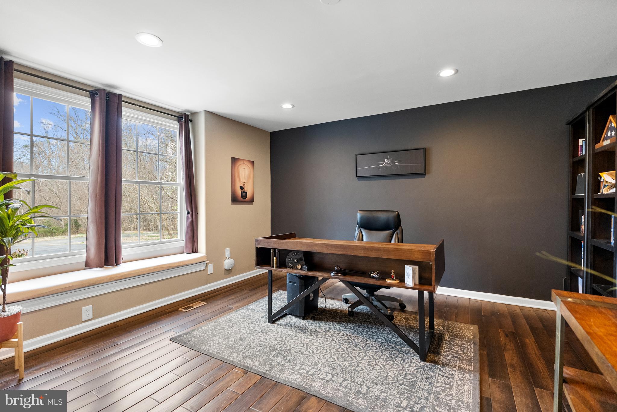 18571 Old Triangle Rd