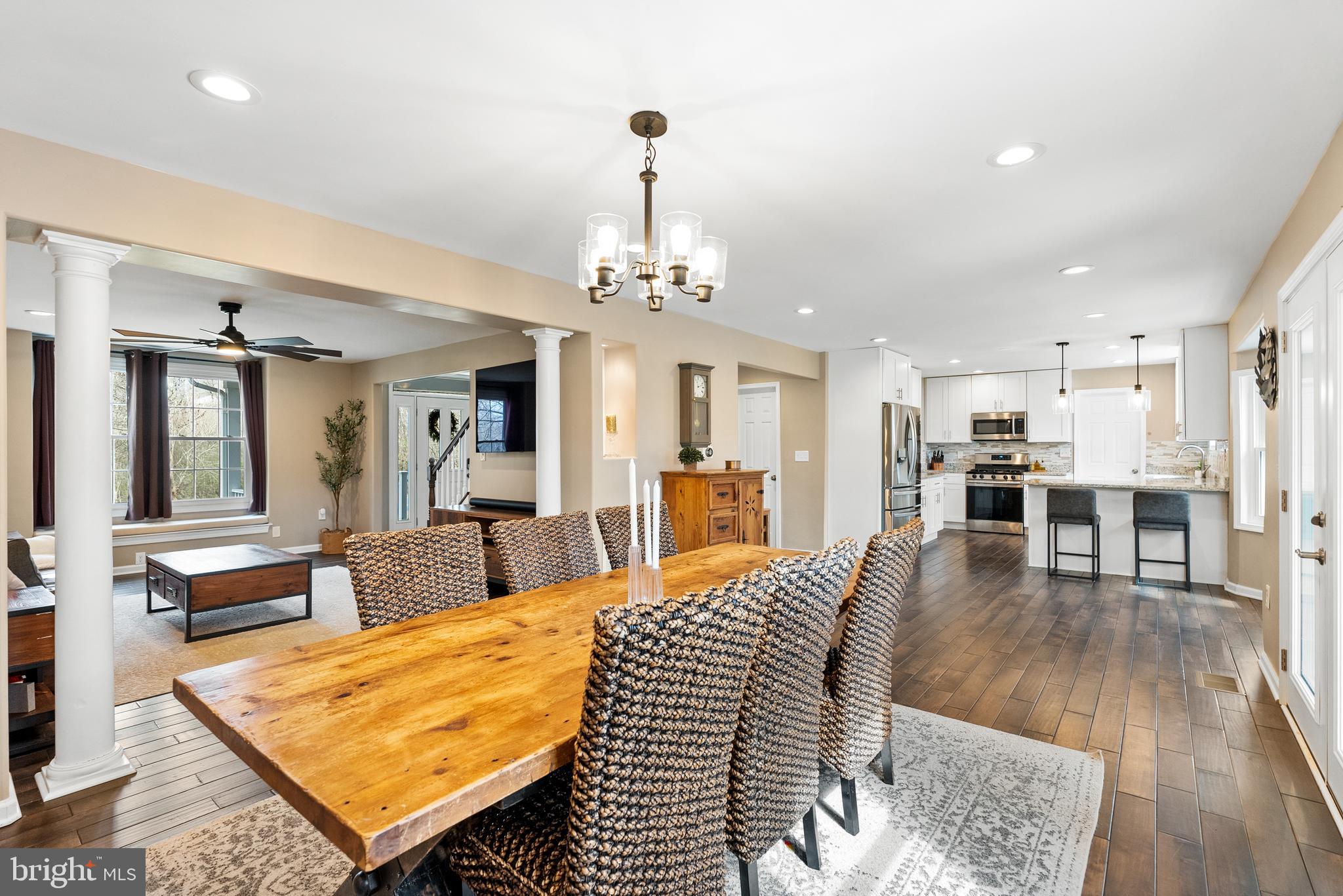 18571 Old Triangle Rd