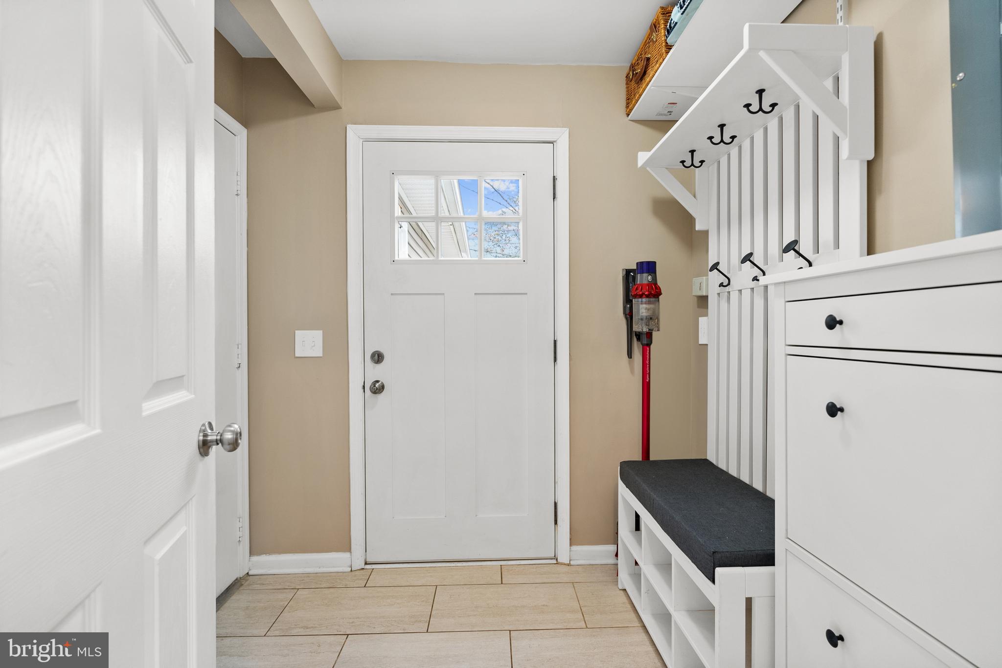 18571 Old Triangle Rd