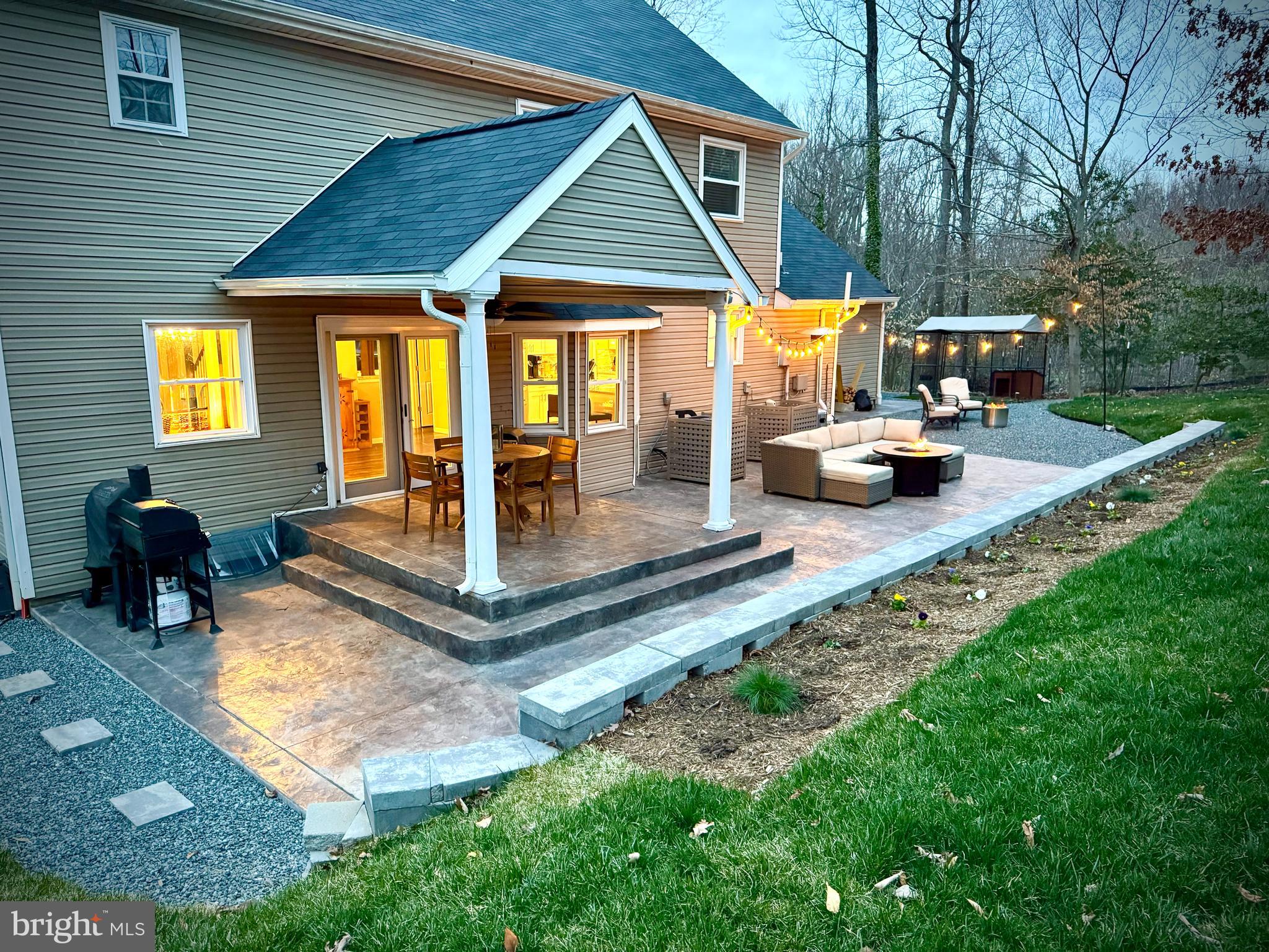 18571 Old Triangle Rd