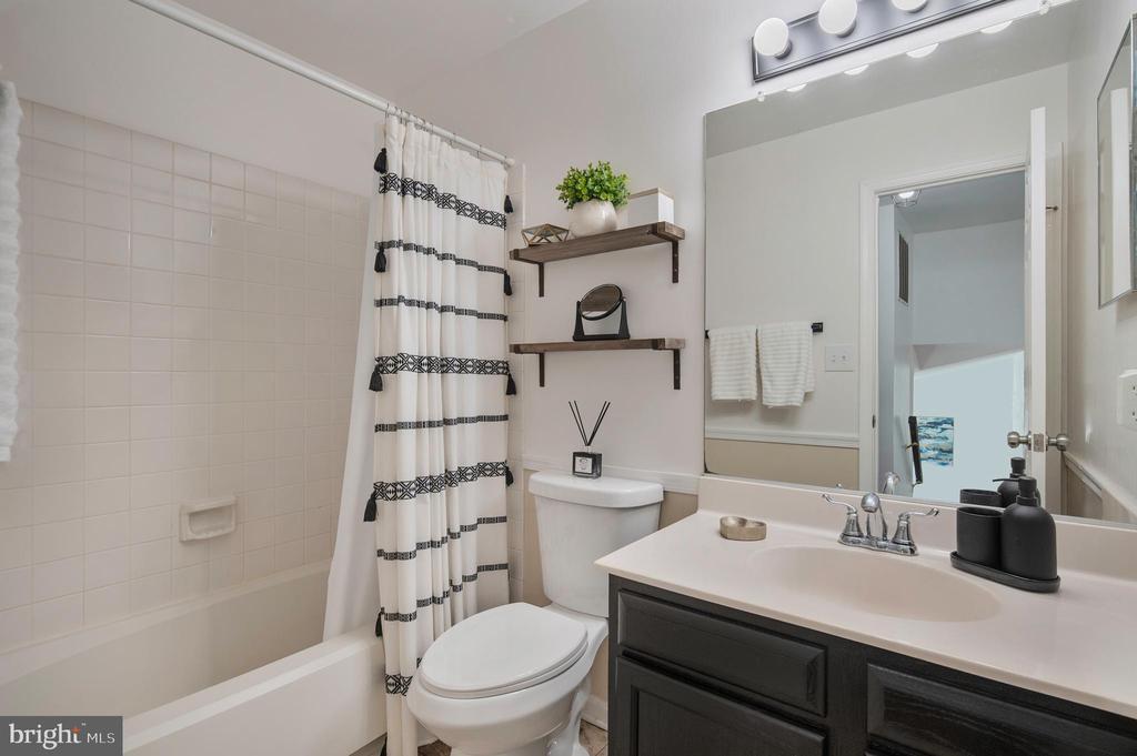 3449 Lacrosse Ct
